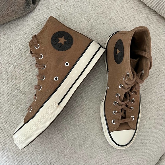 Converse Shoes - Chuck 70 Brown Suede Sneaker size 8